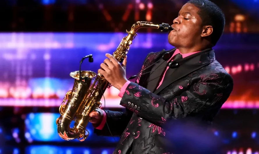 Never Happened Before! Terry Crews Gives His First Golden Buzzer!